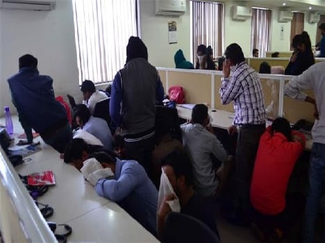 Students scuffle with police four hours furore